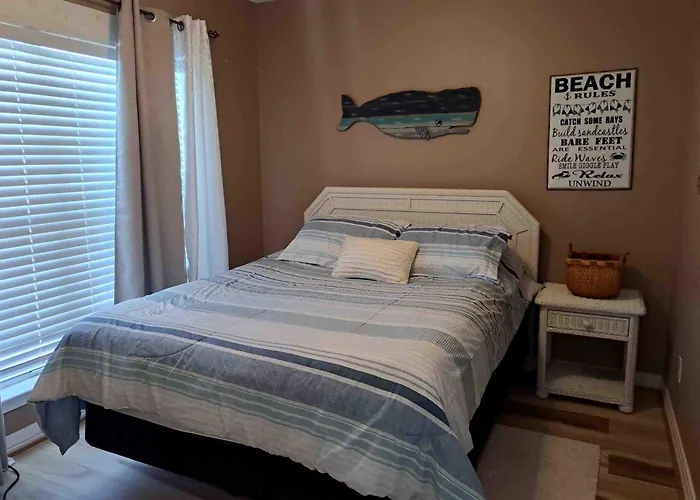 Dog Friendly With Private Internet And Washer And Dryer